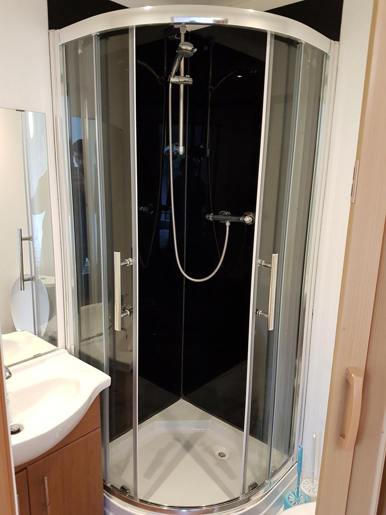 Luton, Lu3 Double Ensuite Room Luton  Esterno foto