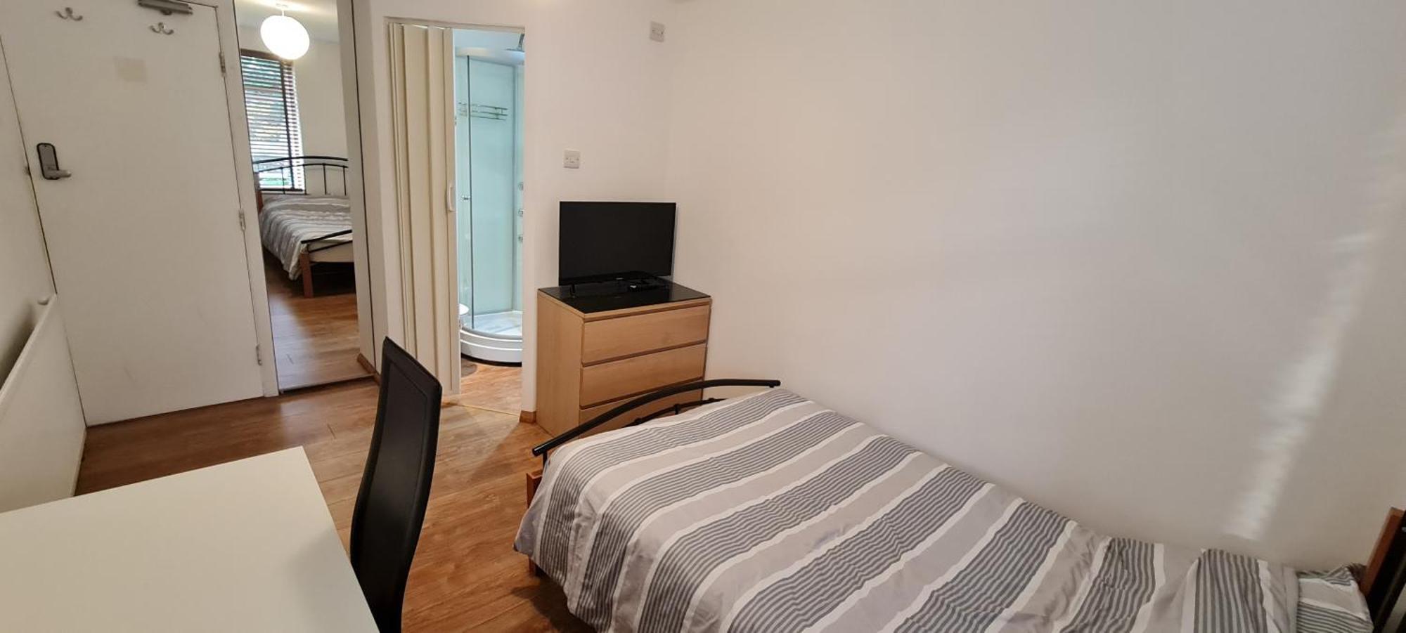 Luton, Lu3 Double Ensuite Room Luton  Esterno foto
